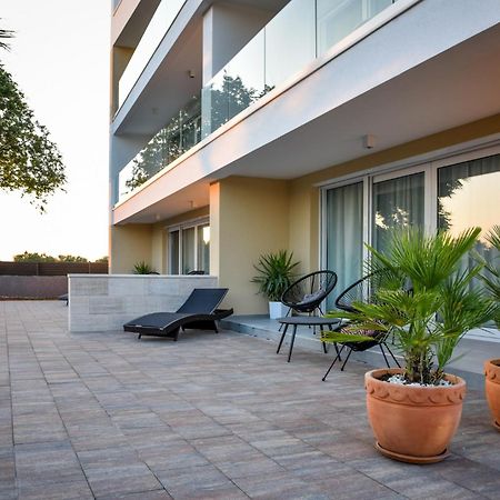 Luxury Apartments La Perla Bibinje Exterior photo