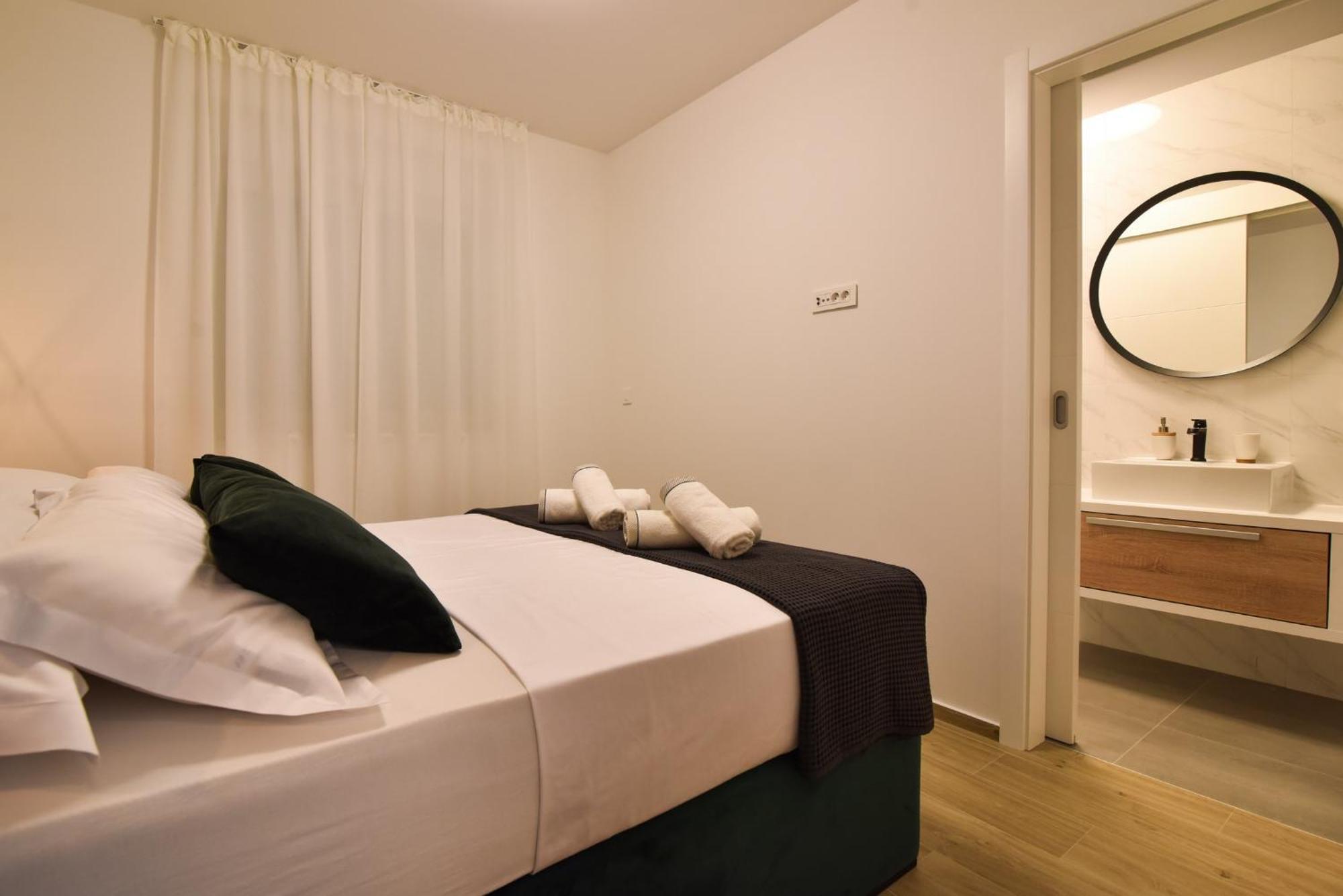 Luxury Apartments La Perla Bibinje Room photo